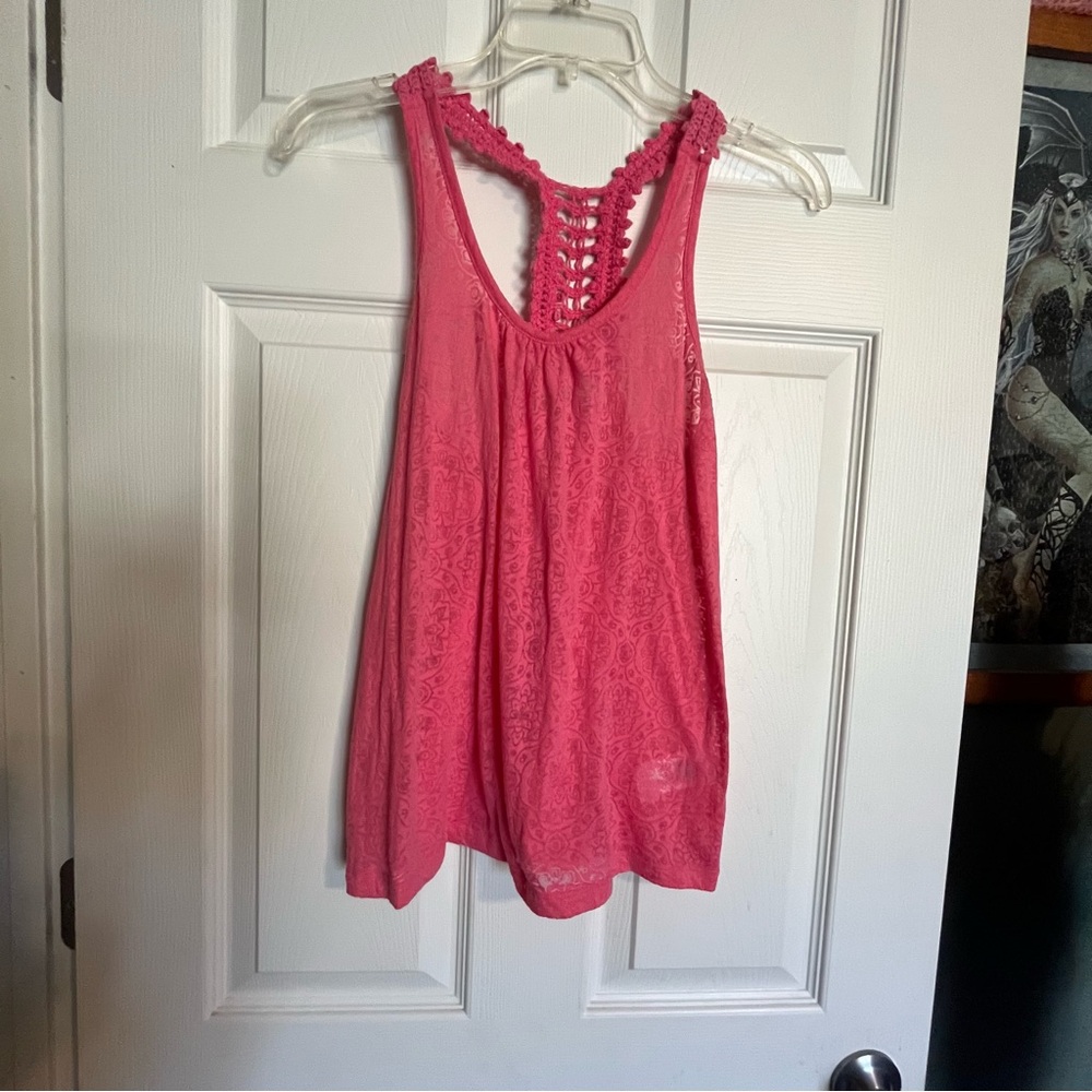 Pink Lace Sleeveless Top Y2K pink sheer crocheted razorback sz Med